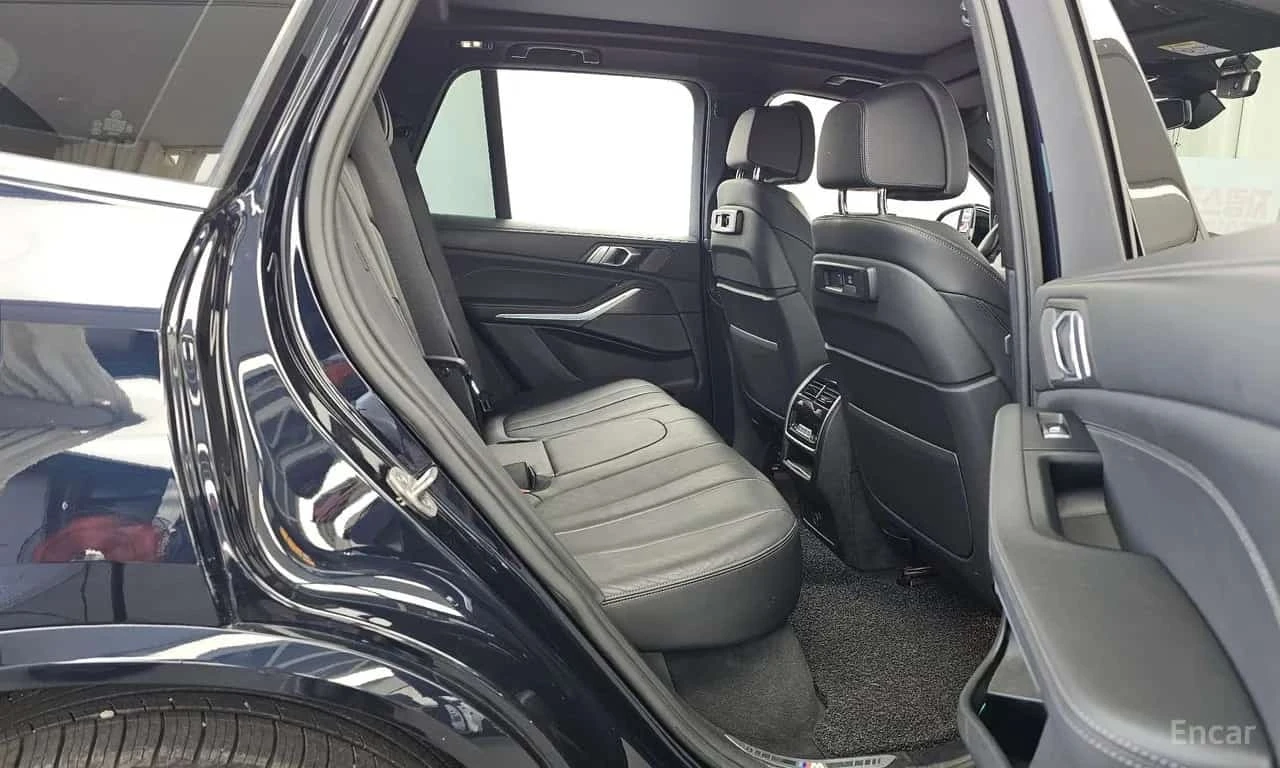 BMW X5 xDrive 45e | M Sport | Air Ride | 360 | Laser, снимка 11 - Автомобили и джипове - 56223830