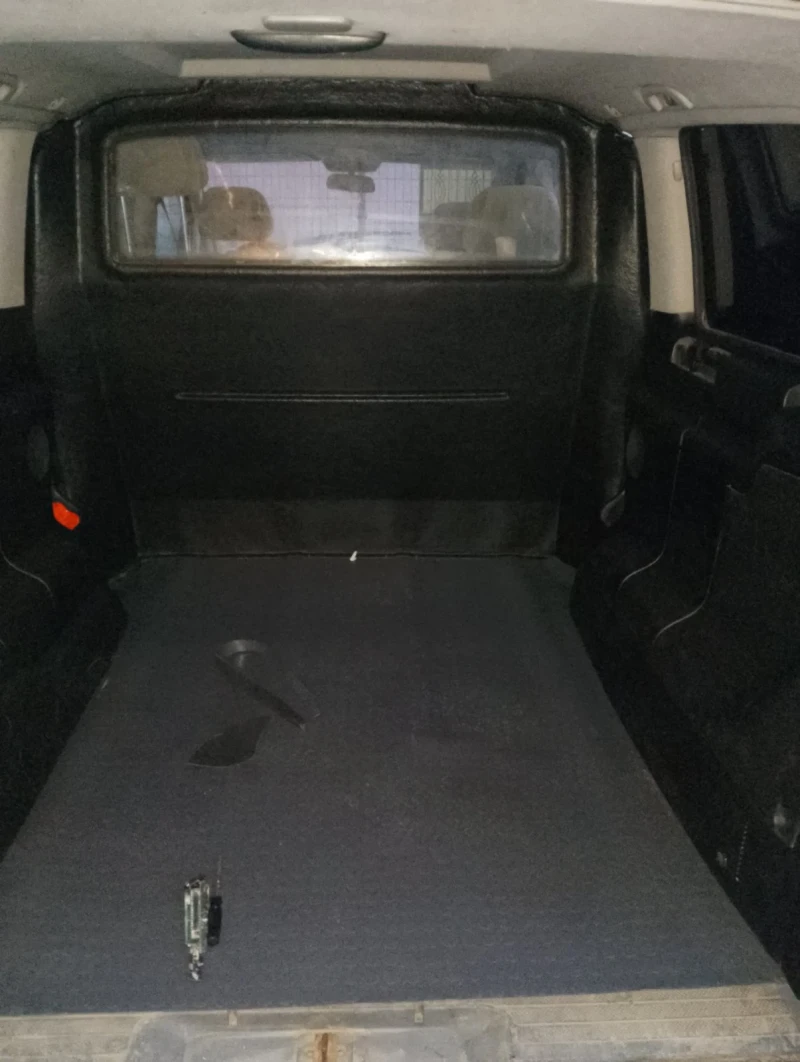 Mercedes-Benz Viano 2.2 Дизел 150 к.с. Товарен , снимка 6 - Бусове и автобуси - 52793229