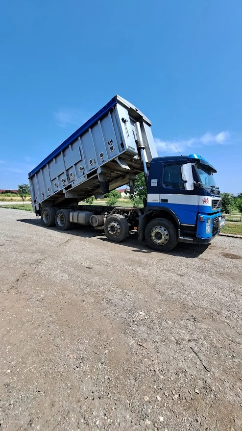 Volvo Fl12 420/8x4-самосвал, снимка 2 - Камиони - 48407583