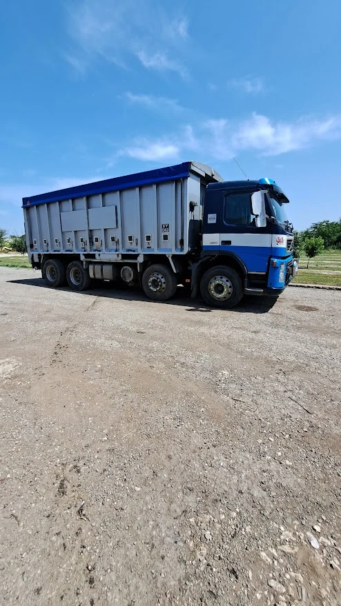 Volvo Fl12 420/8x4-самосвал, снимка 1 - Камиони - 48716428