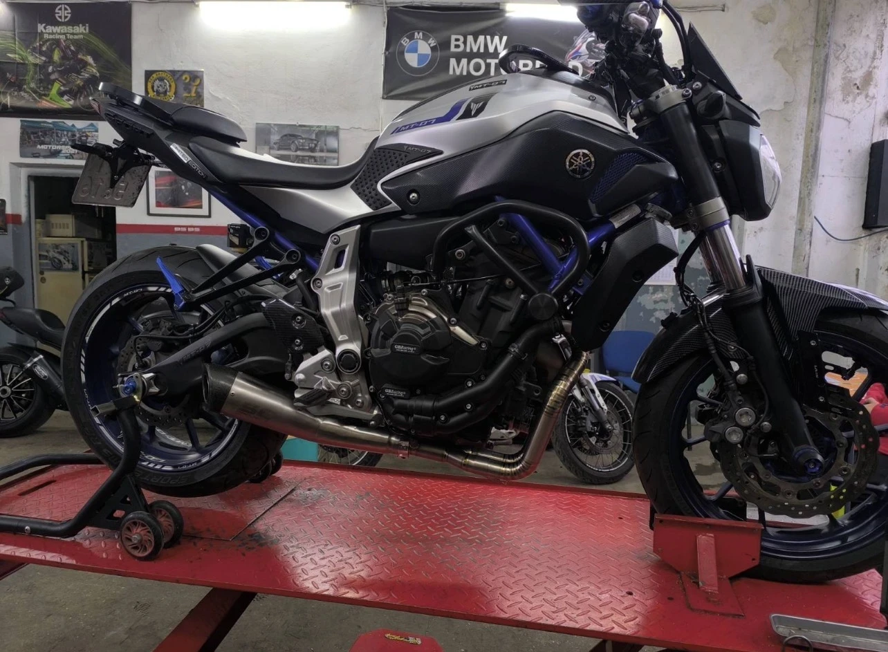 Yamaha Mt-07 Sc project exhaust , ролбар, dynojet power command, снимка 2 - Мотоциклети и мототехника - 54264340