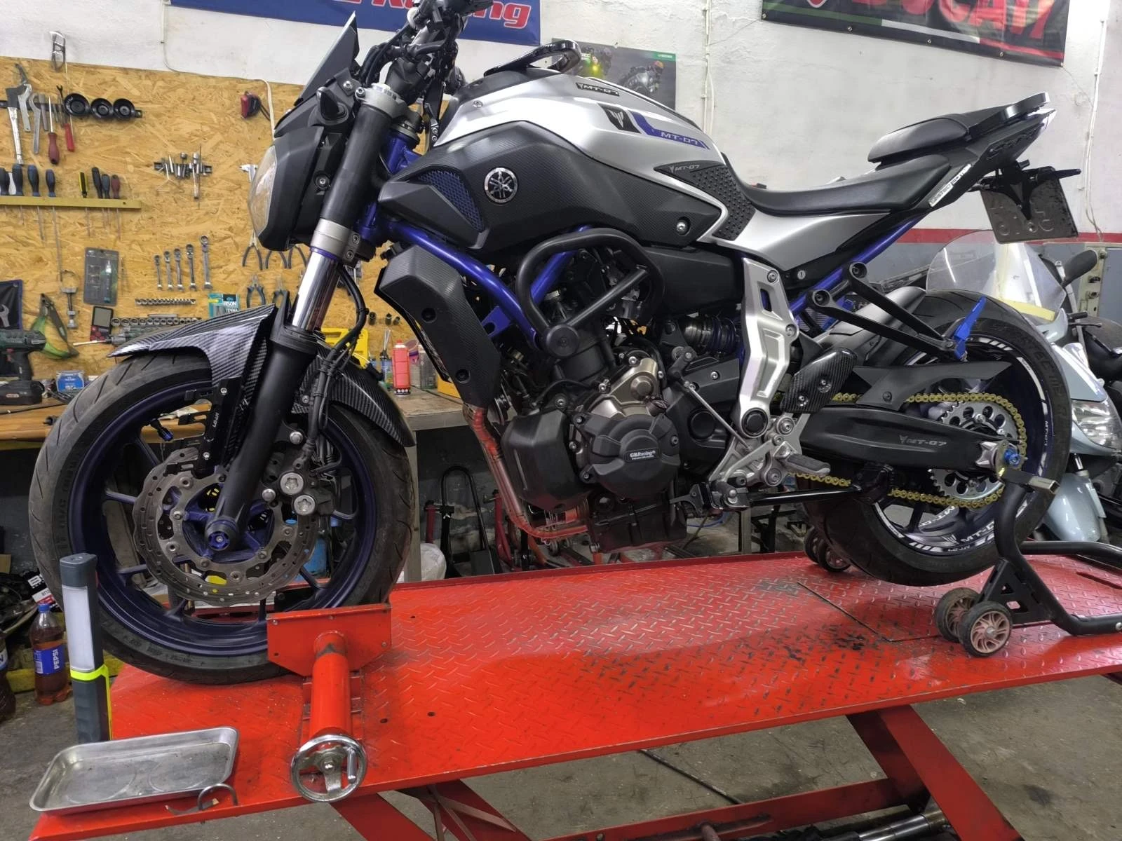 Yamaha Mt-07 Sc project exhaust , ролбар, dynojet power command, снимка 3 - Мотоциклети и мототехника - 54264340