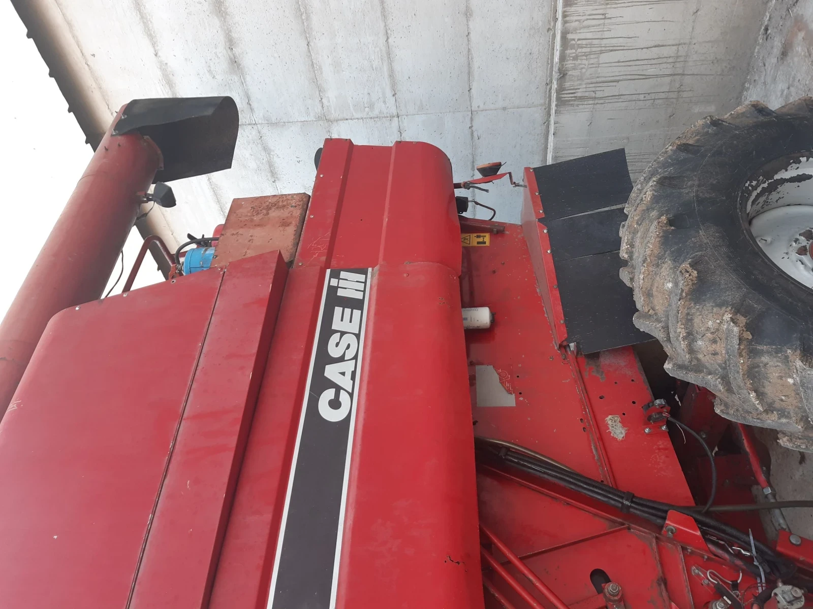 Комбайн CASE IH 2188 , снимка 3 - Селскостопанска техника - 54717073