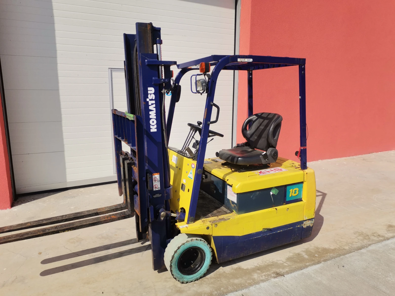  Komatsu  | Mobile.bg   8