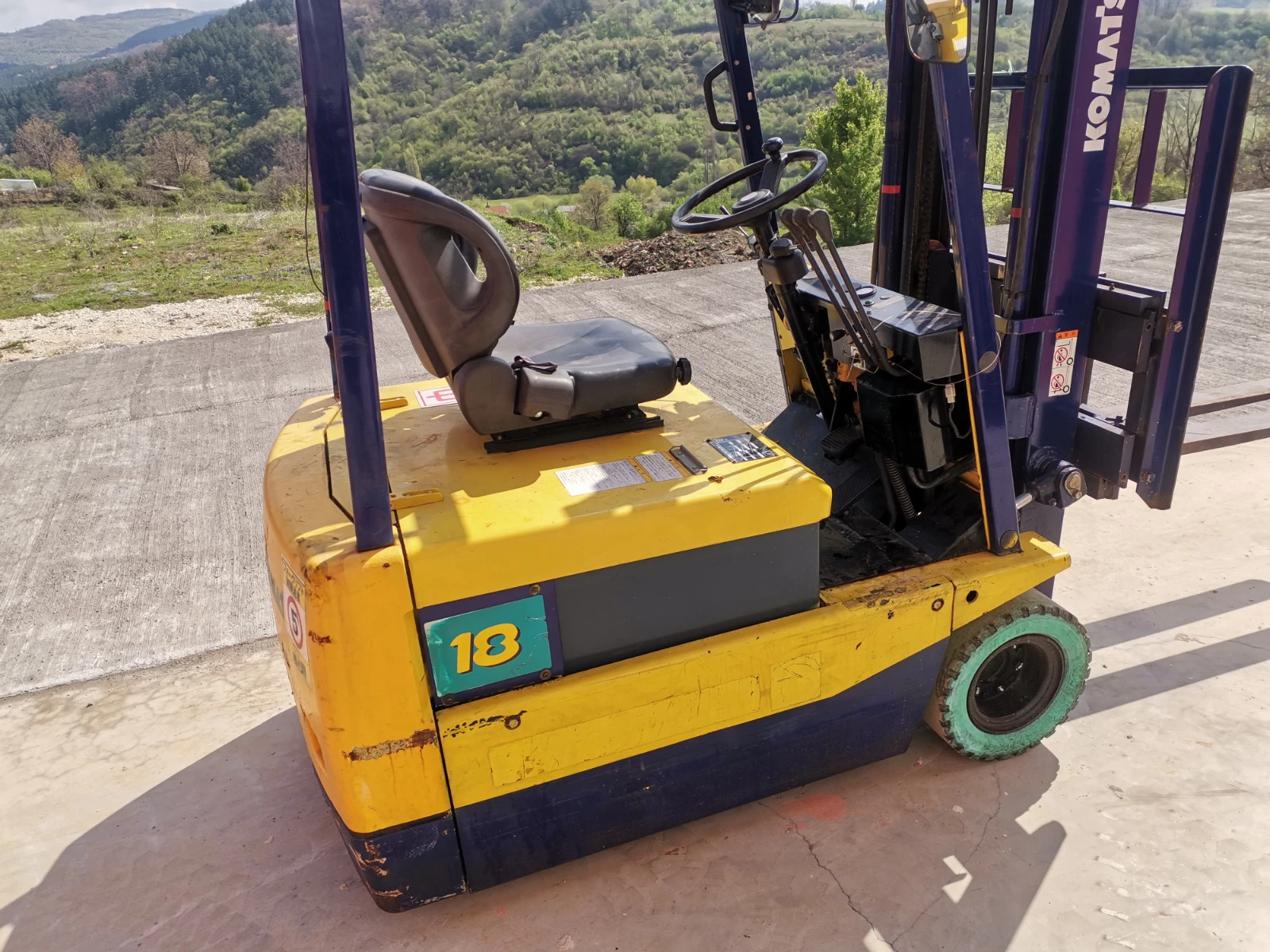  Komatsu  | Mobile.bg   4