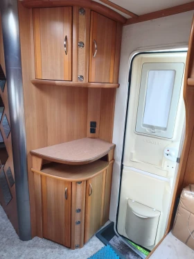 Каравана Fendt Platin, снимка 7