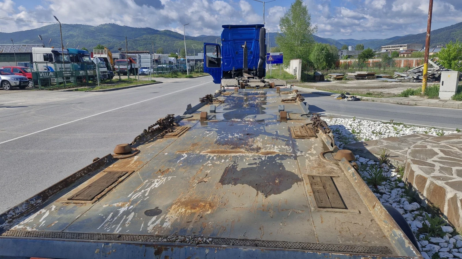 �� ������ ����� JUNG ������������� | Mobile.bg � ����������� 4