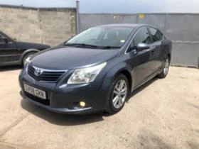Toyota Avensis 2.2 д4д кожа нваигация , снимка 3