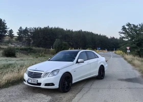 Mercedes-Benz E 220, снимка 1