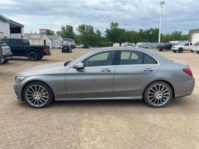 Mercedes-Benz C 400 4MATIC | CARFAX | АВТОКРЕДИТ БЕЗ ПЪРВОНАЧАЛНА, снимка 3
