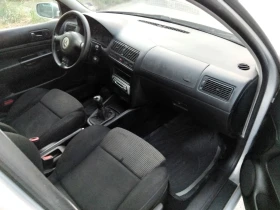 VW Golf 1.6iSR.101k + КЛИМА. БЕНЗИН , снимка 17