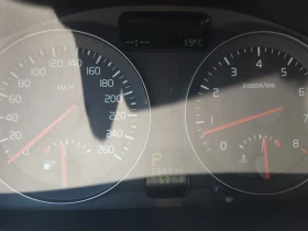 Volvo V50 5- Редови Бензин 2.4 140 кс Автомат - 7777 лв. - 70805935 | Car24.bg