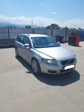 Volvo V50 5- Редови Бензин 2.4 140 кс Автомат - 7777 лв. - 70805935 | Car24.bg
