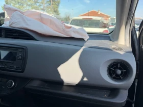 Toyota Yaris Yaris hybrid facelift - 3700 € / 7236.57 лв. - 49210808 8