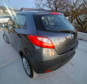 Mazda 2 1.3i - 2900 € / 5671.91 лв. - 38608586 9