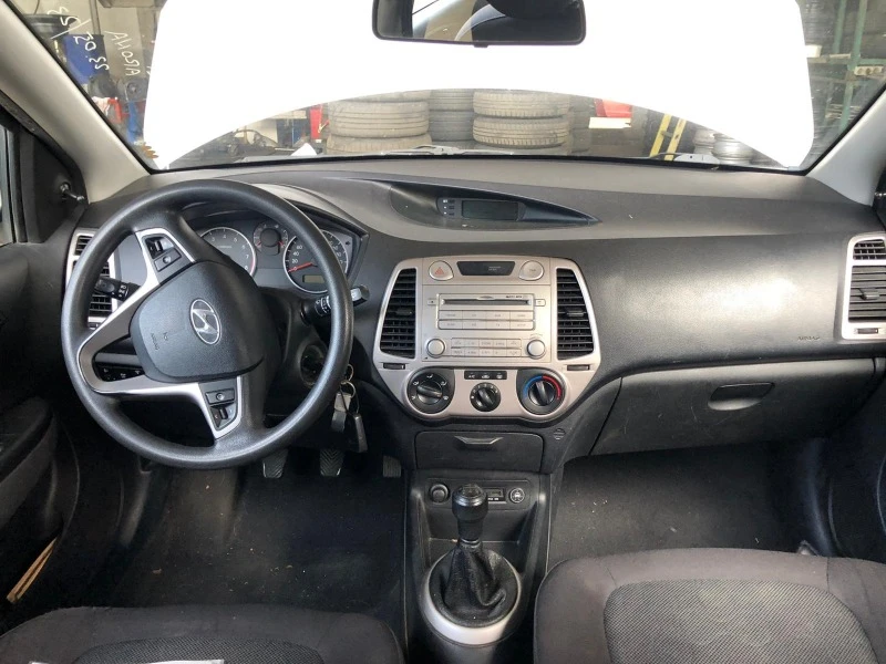 Hyundai I20 1.2, снимка 5 - Автомобили и джипове - 41857772