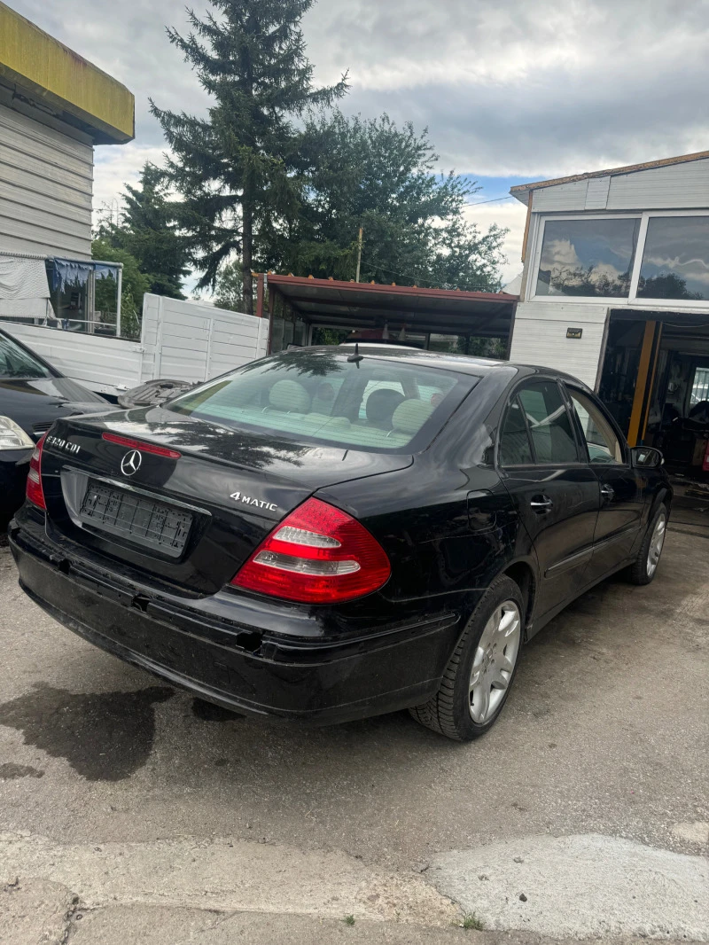 Mercedes-Benz E 320, снимка 2 - Автомобили и джипове - 46573079