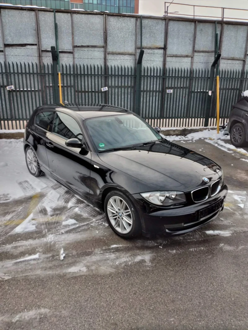 BMW 118 i, снимка 6 - Автомобили и джипове - 48667440