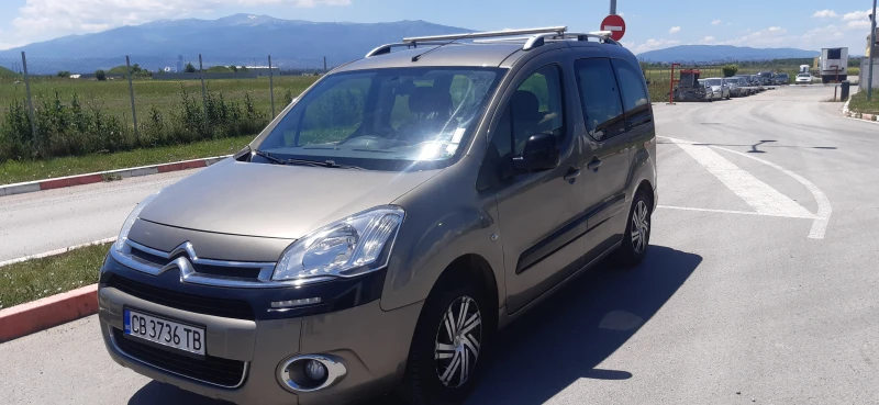 Citroen Berlingo, снимка 2 - Автомобили и джипове - 48739138