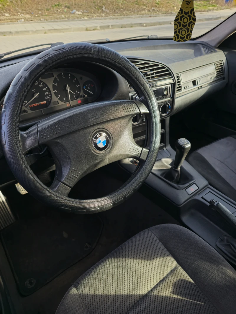 BMW 316, снимка 9 - Автомобили и джипове - 49497874