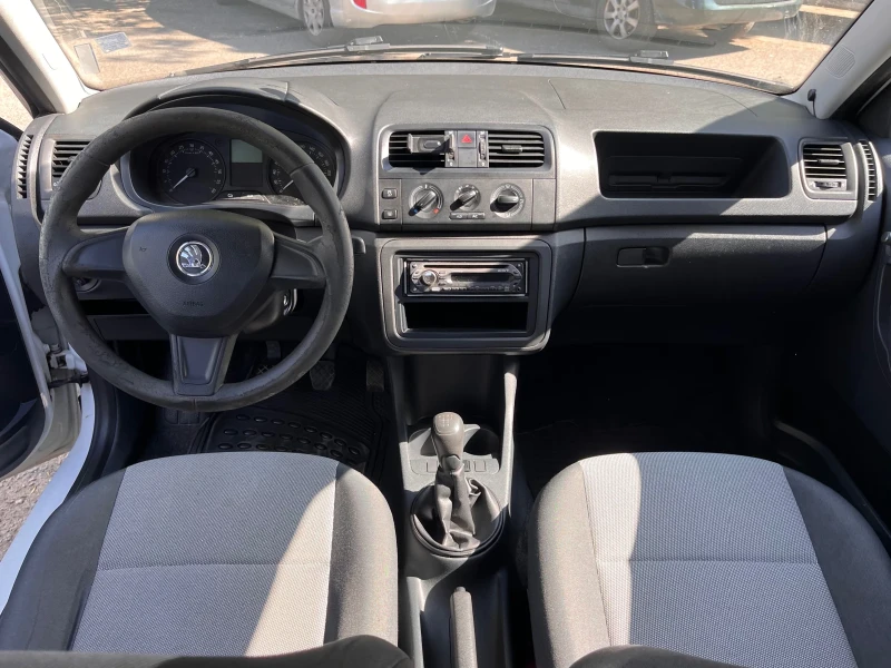 Skoda Fabia, снимка 2 - Автомобили и джипове - 52777536