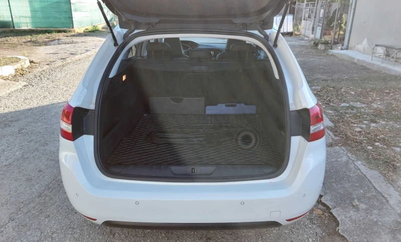 Peugeot 308 2.0 BlueHDi 150кс ALLURE, Автоматик, Камера, снимка 6 - Автомобили и джипове - 52526926