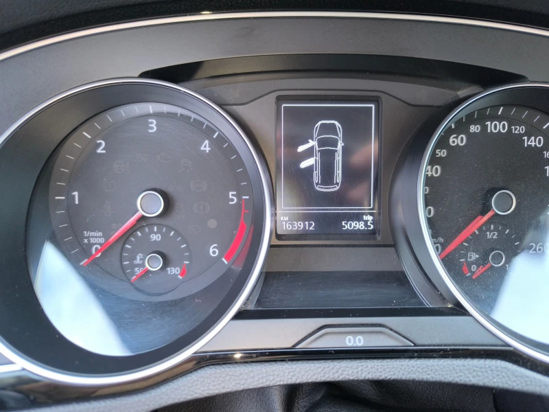 VW Passat, снимка 7 - Автомобили и джипове - 52441977