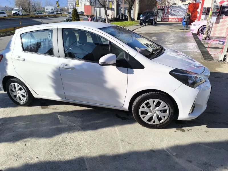 Toyota Yaris, снимка 5 - Автомобили и джипове - 53108559