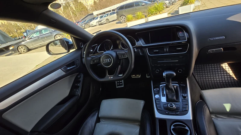 Audi A5 3.0, снимка 12 - Автомобили и джипове - 53475955