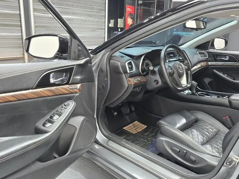 Nissan Maxima Platinum 3.5 Бензин, снимка 9 - Автомобили и джипове - 55627094