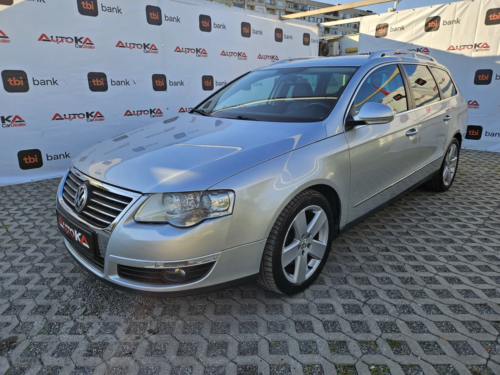 VW Passat 2.0TDI-140кс= 4MOTION= 6СКОРОСТИ= HIGHLINE - изображение 6