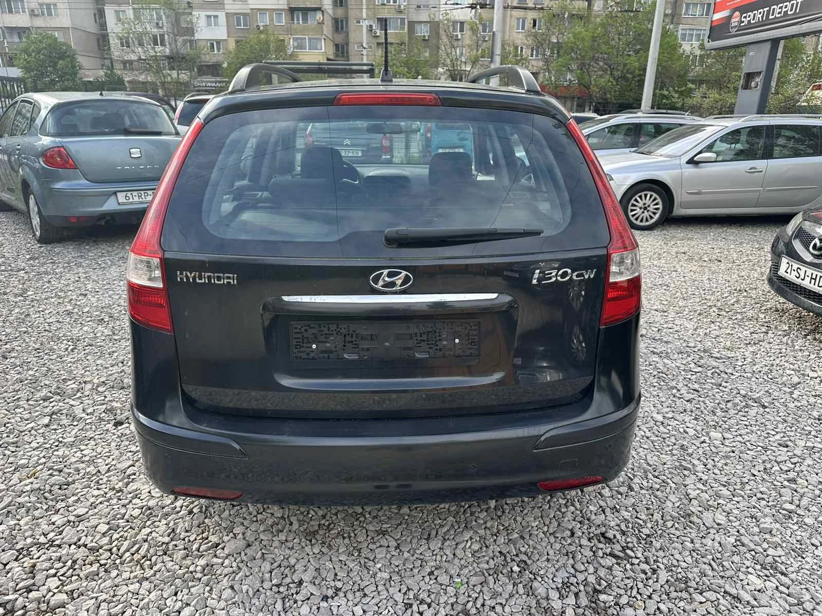 Hyundai I30 1.4i* * 2012г* * Комби*  - изображение 3