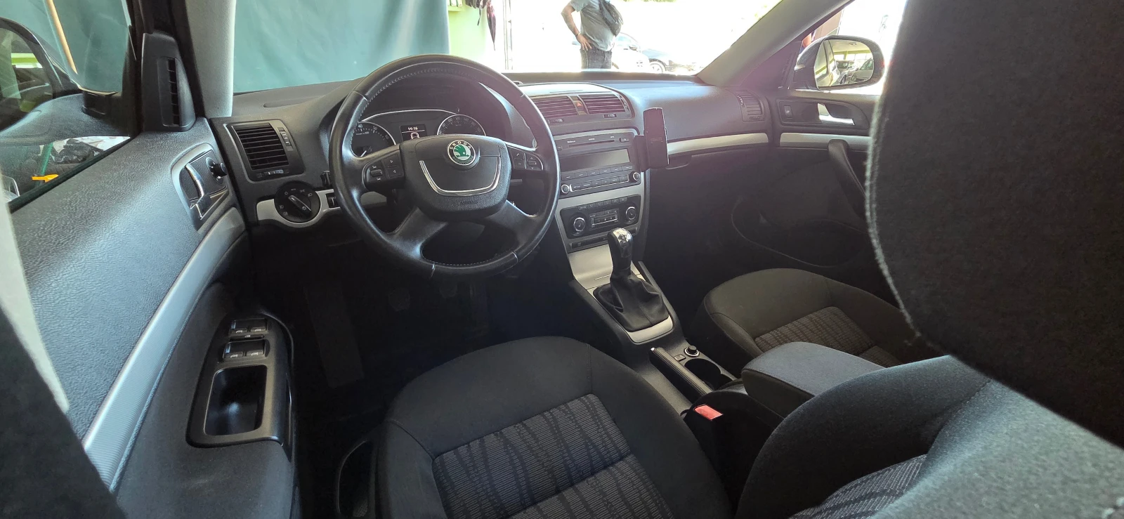 Skoda Octavia 1.4 TSI-122кс - изображение 6