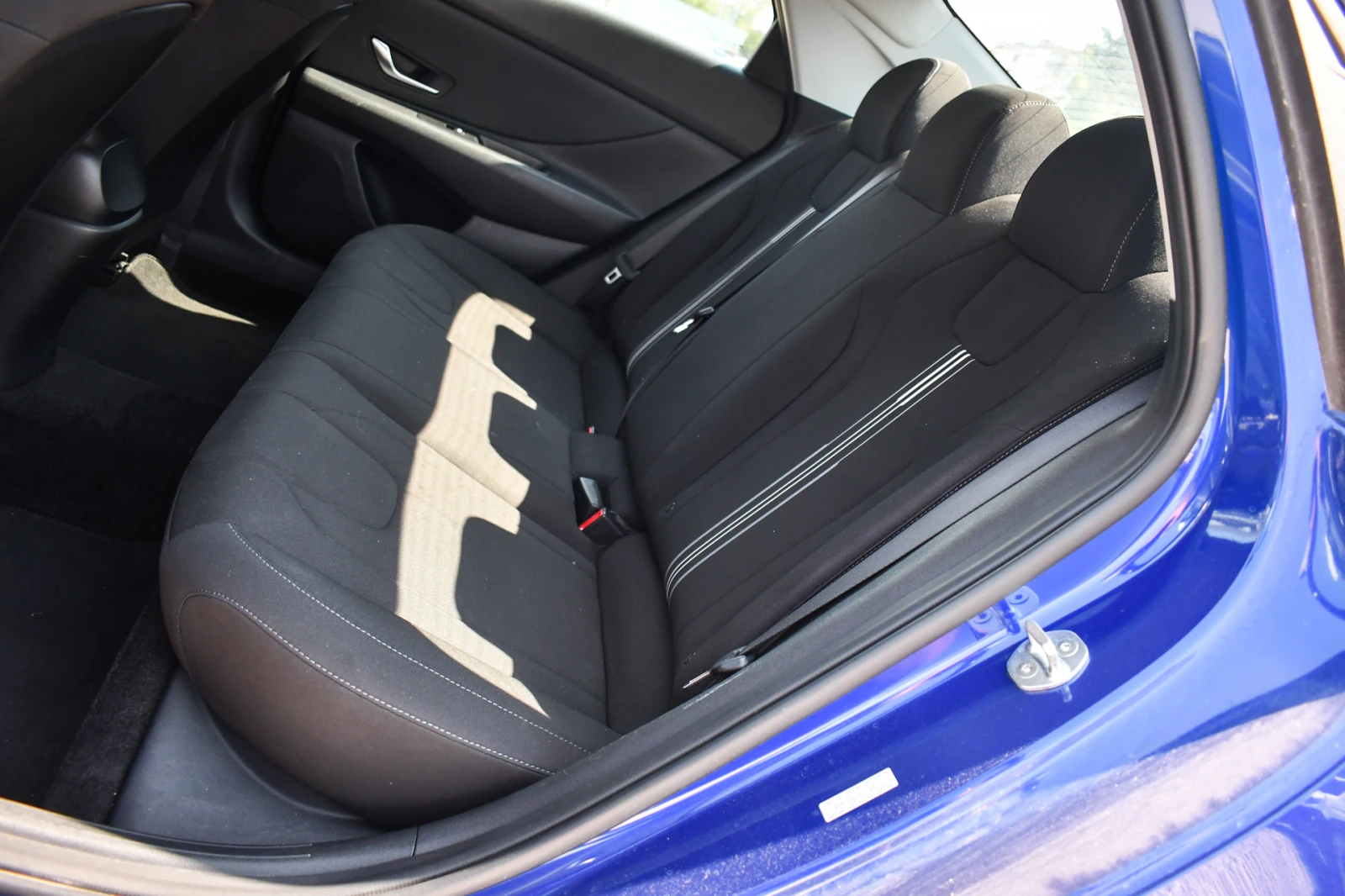 Hyundai Elantra 2.0 | Mobile.bg   11