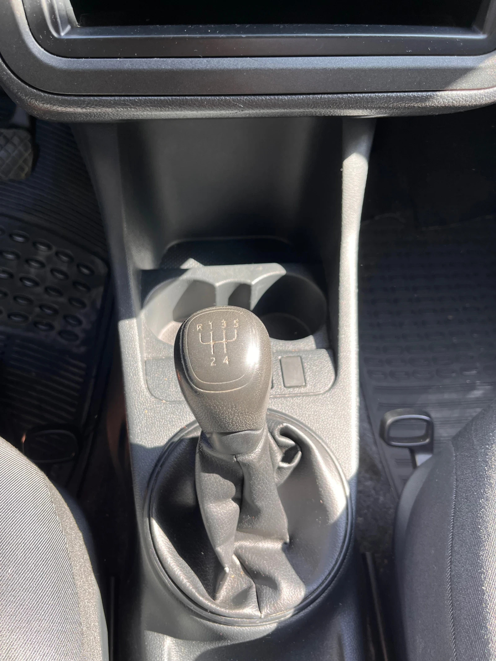 Skoda Fabia | Mobile.bg   11