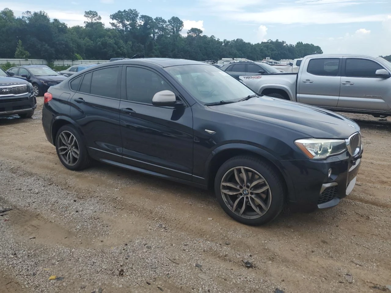 BMW X4 M40i xDrive / Harman Kardon / Adaptive LED / - изображение 3