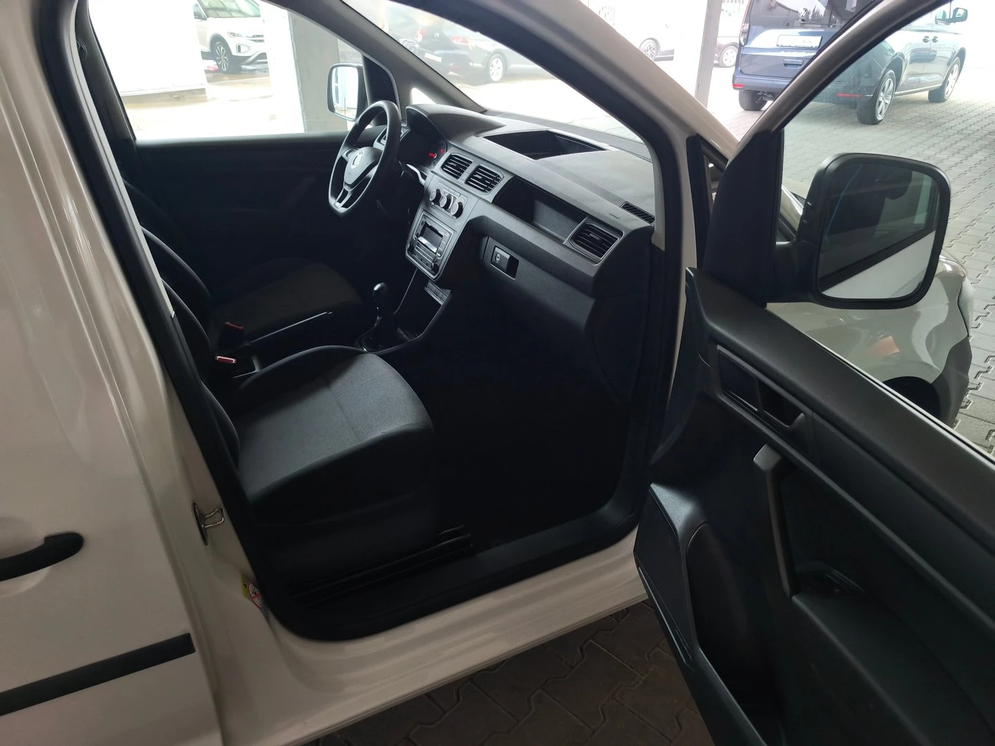 VW Caddy Kasten TDI BMT - изображение 8