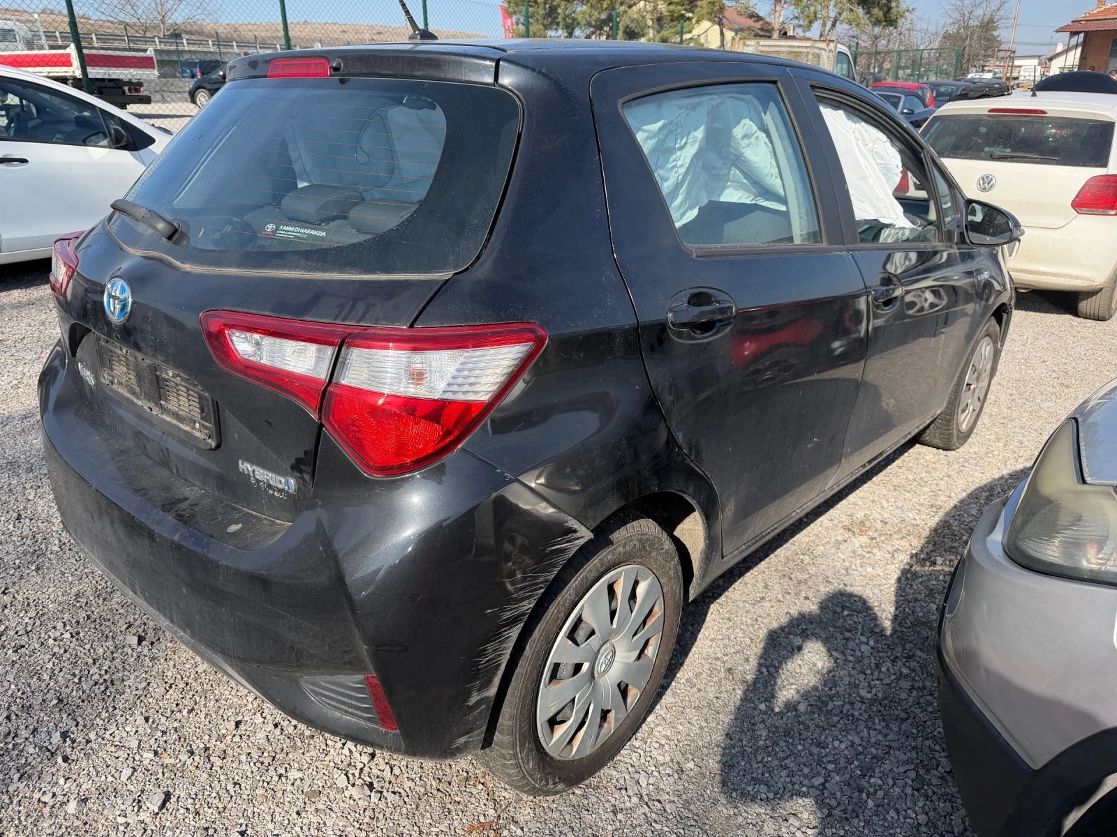 Toyota Yaris Yaris hybrid facelift - изображение 3