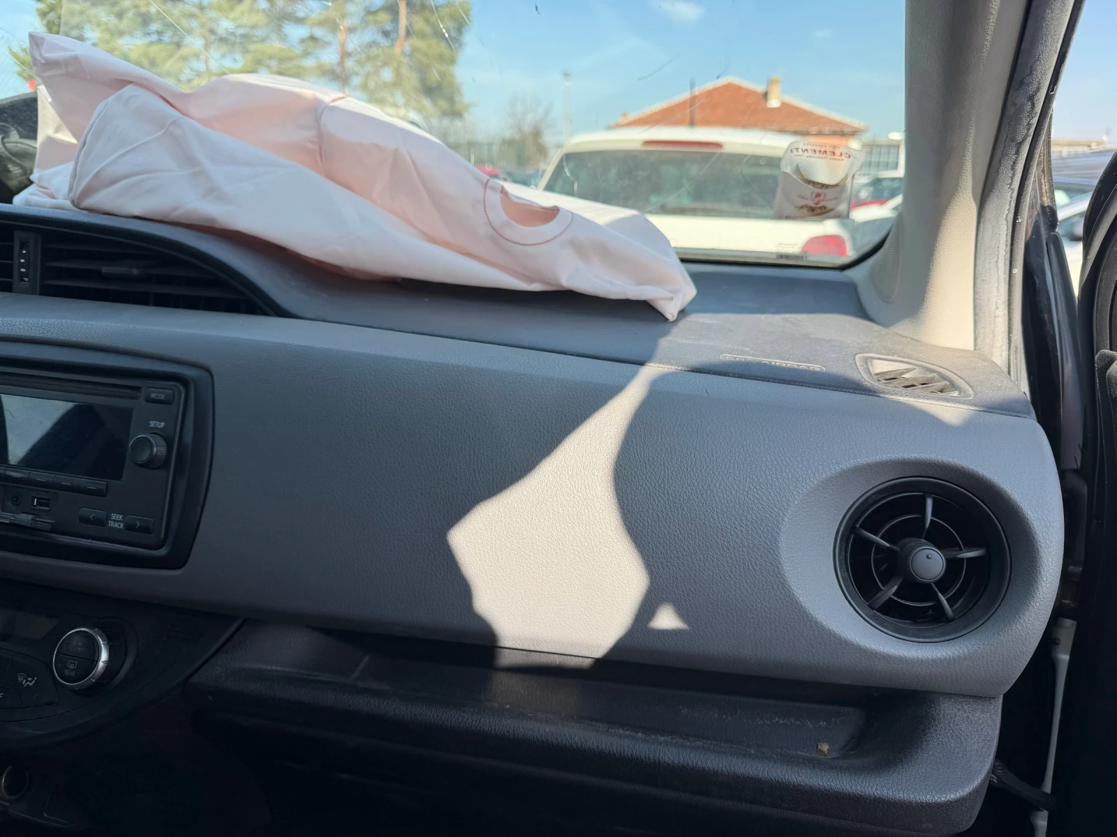 Toyota Yaris Yaris hybrid facelift - изображение 8