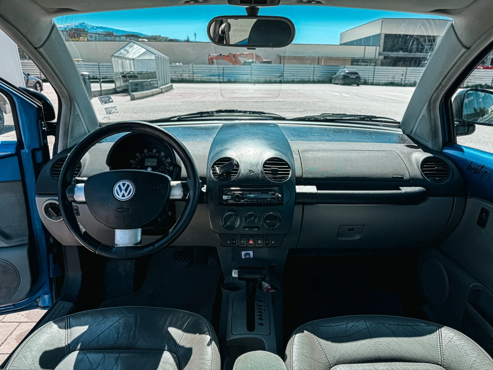 VW New beetle 2.0 , снимка 12 - Автомобили и джипове - 54340004
