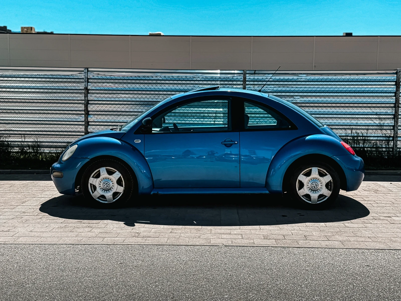 VW New beetle 2.0 , снимка 5 - Автомобили и джипове - 54340004