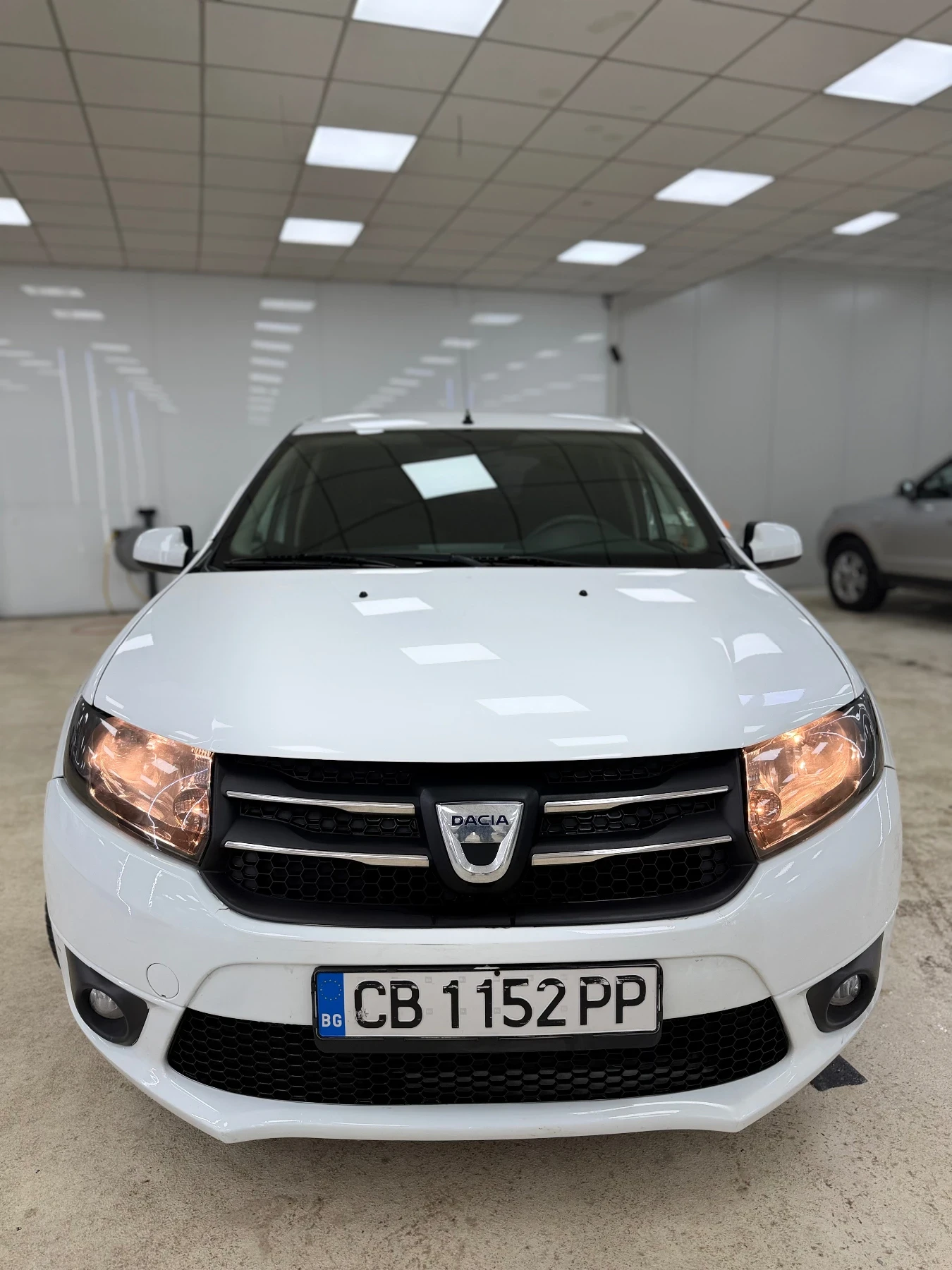 Dacia Sandero �������� ��� * �����* �������� ���������* �������� | Mobile.bg � ����������� 2