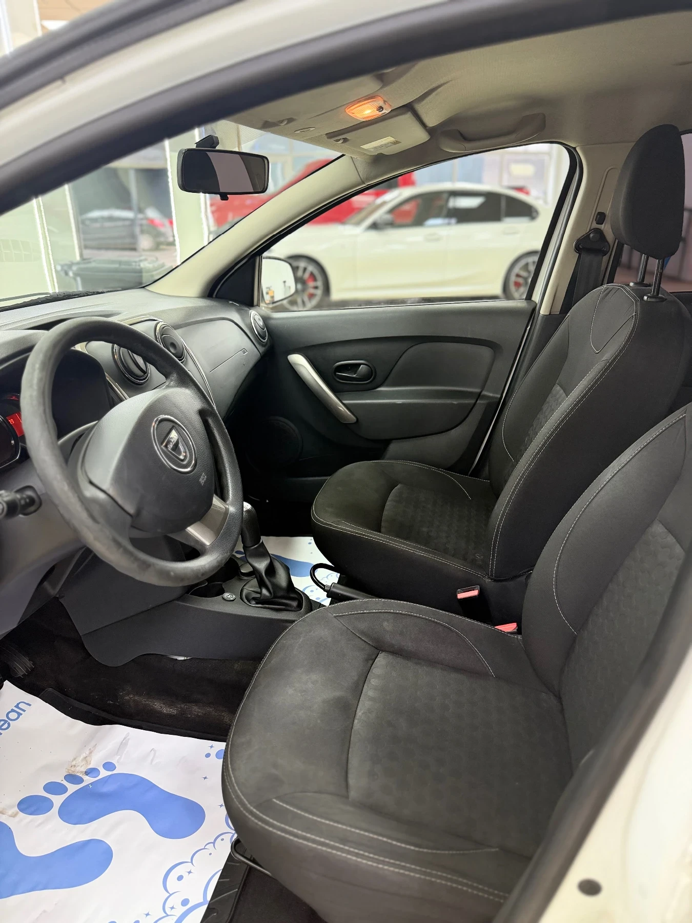 Dacia Sandero �������� ��� * �����* �������� ���������* �������� | Mobile.bg � ����������� 9