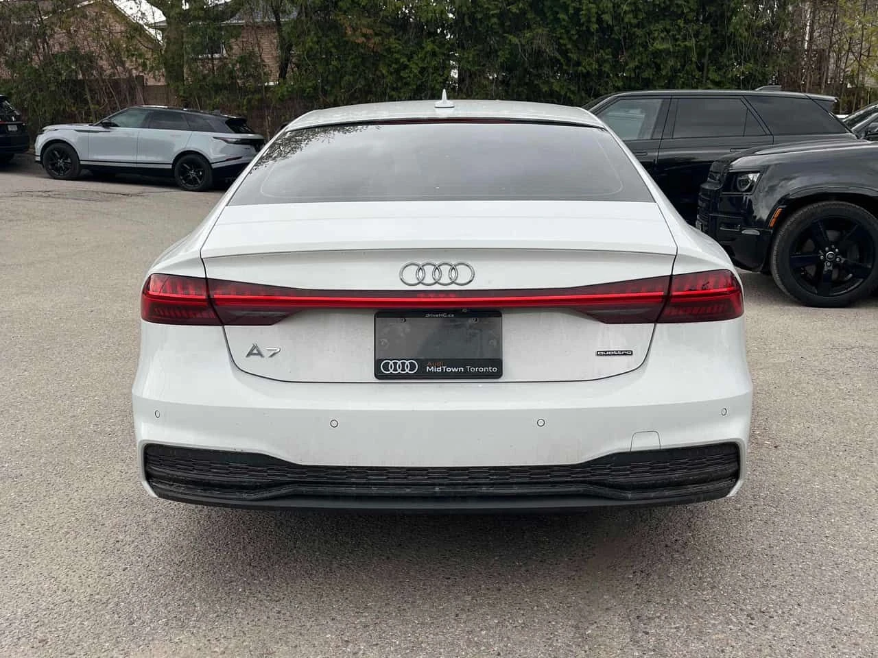 Audi A7 Technik/ПАНОРАМА/ДИСТРОНИК/360/MATRIX/ОБДУХВАНЕ, снимка 5 - Автомобили и джипове - 54393507