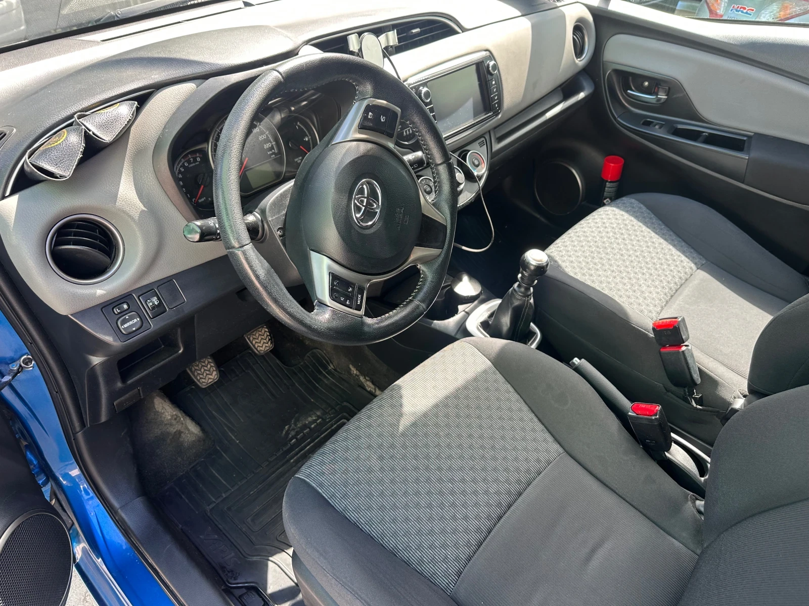 Toyota Yaris, снимка 4 - Автомобили и джипове - 54584857