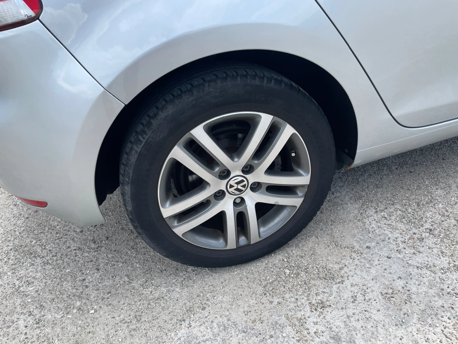 VW Golf, снимка 5 - Автомобили и джипове - 54743163