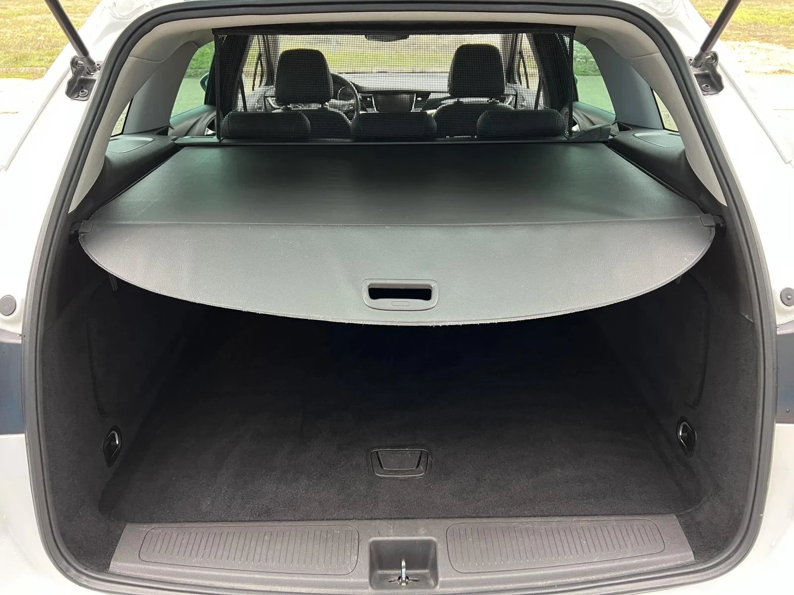 Opel Astra Astra SPORTS TOURER + , снимка 8 - Автомобили и джипове - 54786524