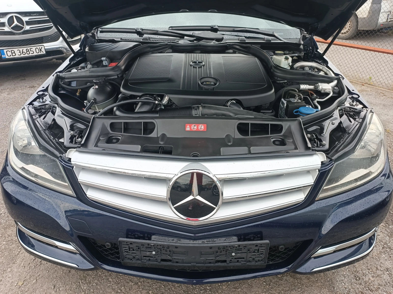 Mercedes-Benz C 250 4-MATIC !!! 204к.с. !!! Нов внос ШВЕЙЦАРИЯ !!!!, снимка 15 - Автомобили и джипове - 54999635