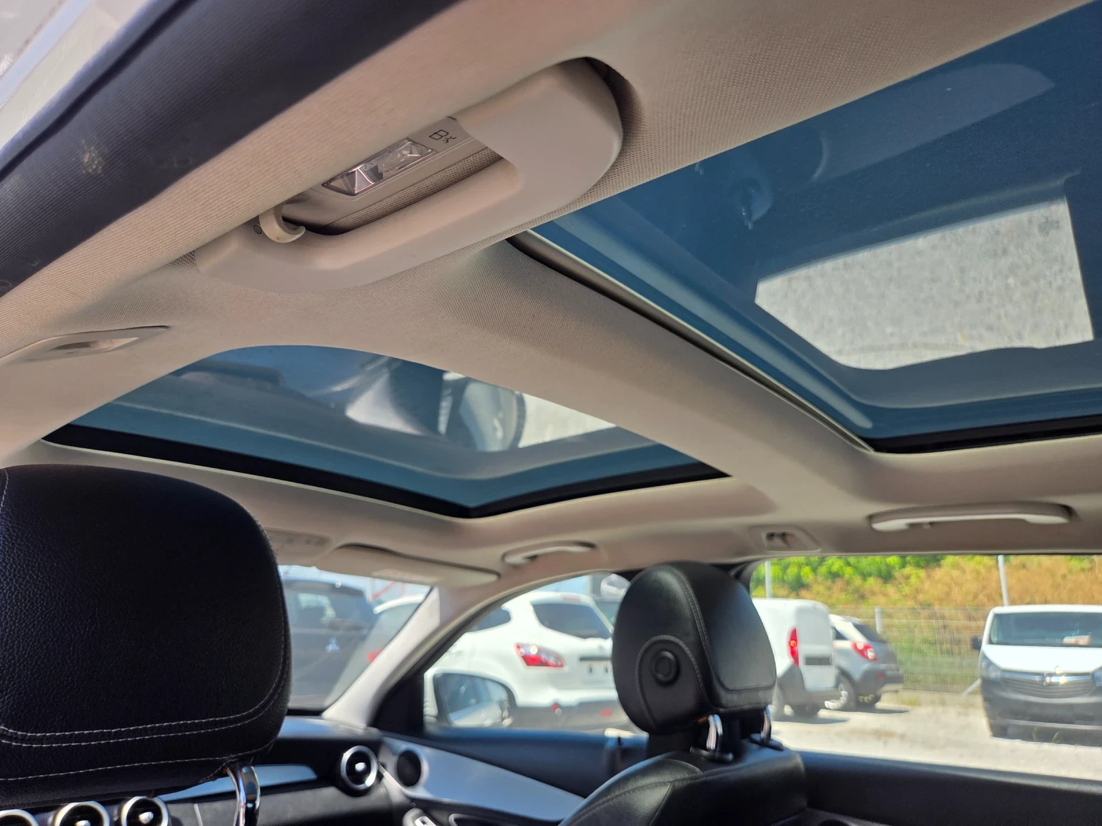 Mercedes-Benz C 220 AMG/ПАНОРАМА, снимка 11 - Автомобили и джипове - 55243099