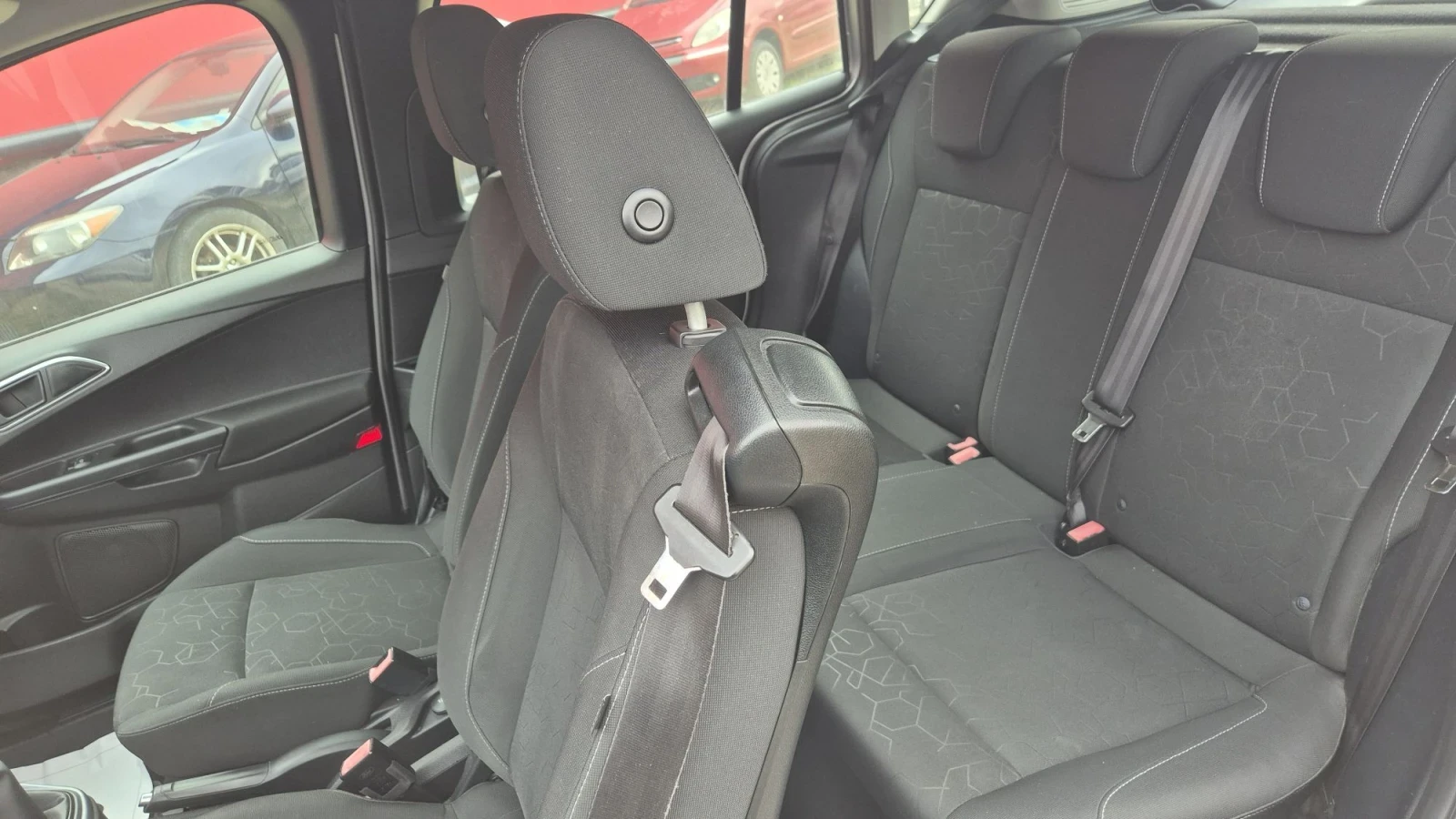Ford B-Max 1.5 d, снимка 14 - Автомобили и джипове - 55735342